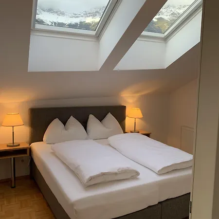 Basic Downtown Innsbruck